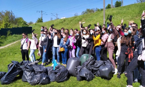 За час  акції "Студенська молодь Вінниці - за чисте довкілля" ліквідували більше сотні сміттєзвалищ