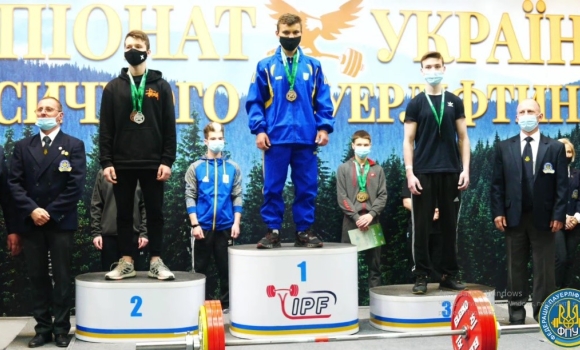 Вінничанин Олександр Балан виборов "бронзу" на чемпіонаті України з пауерліфтингу 