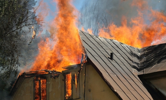 Під час пожежі на Вінниччині померла жінка