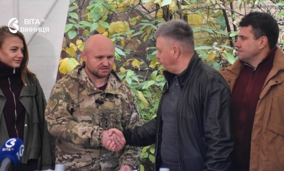 200 FPV і 20 Matrice які бригади отримали нову партію безпілотників від Вінницької громади