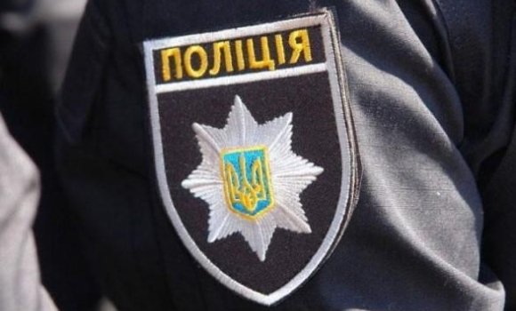 Правоохоронці Вінниччини просять допомогти встановити особу чоловіка