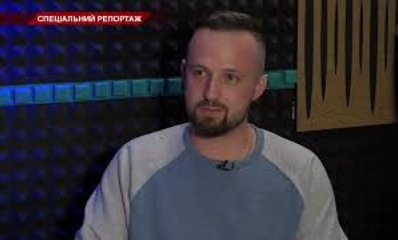 Вінницький волонтер і журналіст Ростислав Рудой веде боротьбу з окупантами: замість зброї - слово!