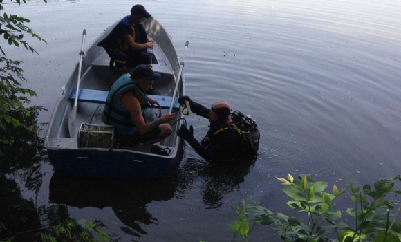 З водойми в Гайсинському районі дістали тіло чоловіка