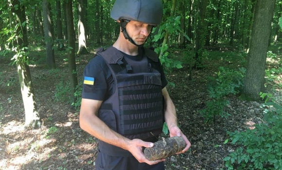 На Вінниччині сапери знищили два боєприпаси
