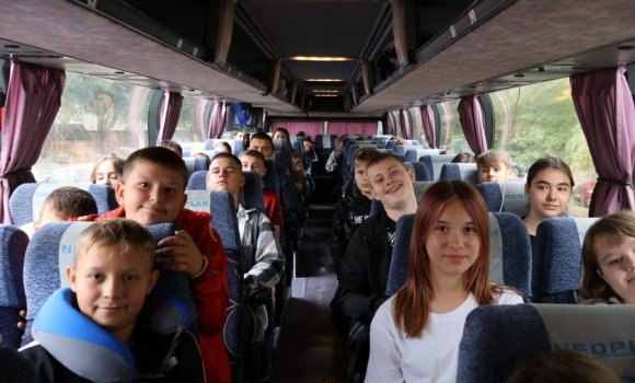 230 дітей Захисників та Захисниць з Вінниччини вирушили на відпочинок до Закарпаття