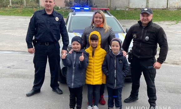 Вінницькі поліцейські провели для першачків урок безпечної поведінки на дорозі