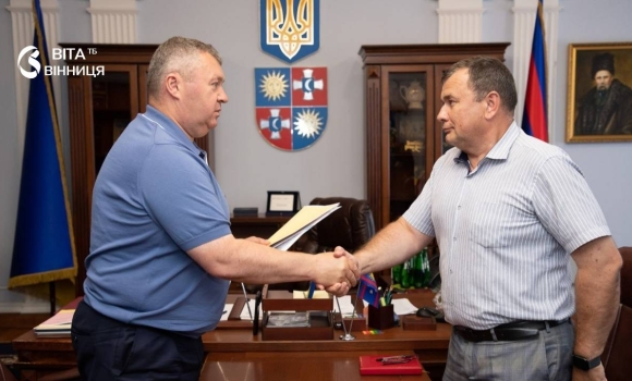 34 роки в освіті керівника Тиврівського ліцею призначили на новий термін