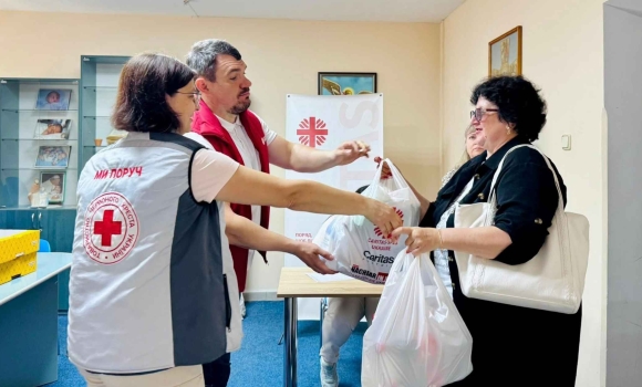 40 опікунським родинам Вінниці благодійники передали продукти та засоби гігієни