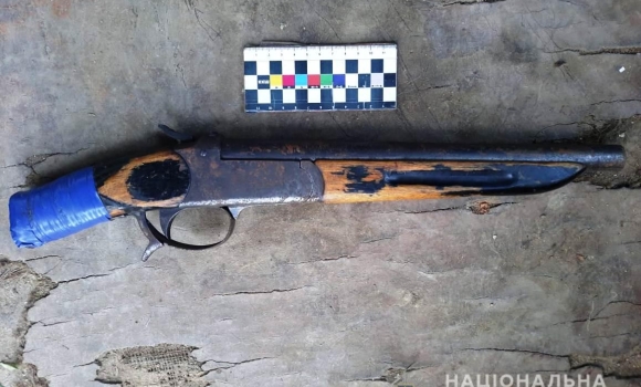 В Жмеринському районі чоловік незаконно зберігав обріз рушниці