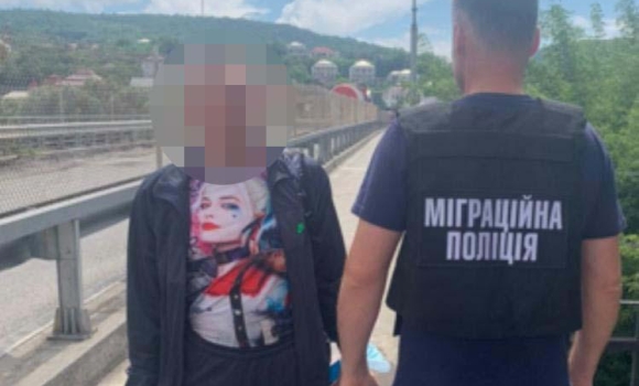 Молдованина з кримінальним "стажем", який відбував покарання у Вінницькій колонії, видворили з України