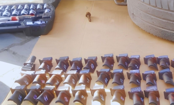 72 «сюрпризи» під днищем авто вінницькі митники зірвали плани міжнародного контрабандиста