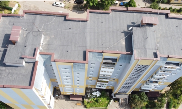 У Вінниці з початку року відремонтували покрівлі 12 багатоповерхівок