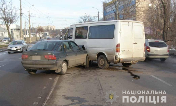 Внаслідок ДТП на Лебединського  до лікарні потрапив 23-річний чоловік