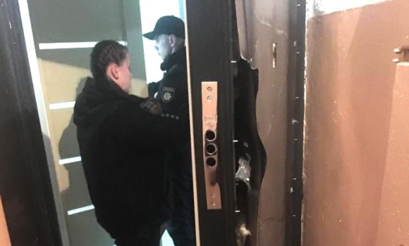 У Жмеринці депутат із напарником силоміць утримували в квартирі 33-річну жінку
