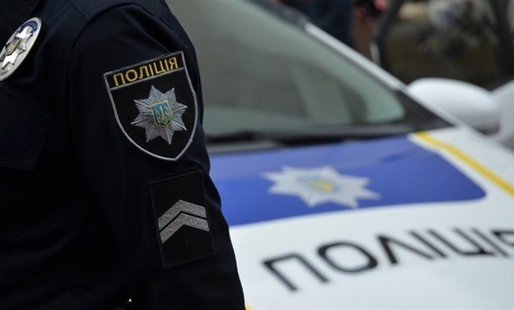 Вінничанка викрала в Одесі евакуатор і влаштувала ДТП
