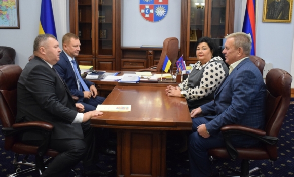 Новопризначені керівники Вінницьких комунальних закладів отримали контракти