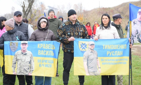 Акцію на підтримку військовополонених та зниклих безвісти організували у Тростянці