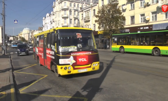 «Акустичне насильство» В Україні заборонили вмикати музику у транспорті