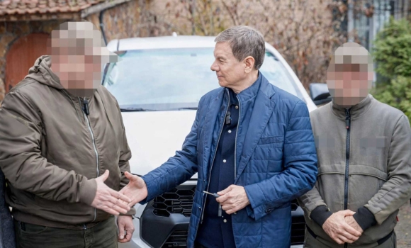 Автівку для виконання бойових завдань отримав підрозділ Сил спеціальних операцій від Вінницької громади