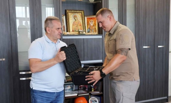 Барська громада передала військовим два квадрокоптери
