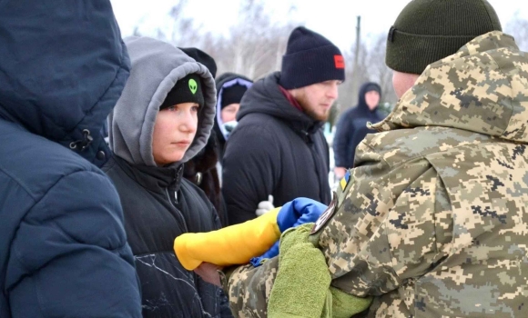 Бершадська громада прощалась із загиблим на фронті 39-річним воїном