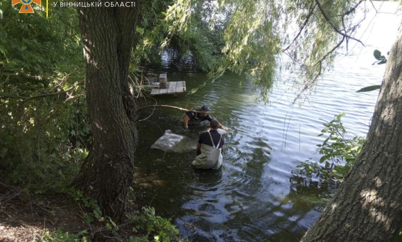 В одній із водойм Гайсинського району виявили тіло чоловіка