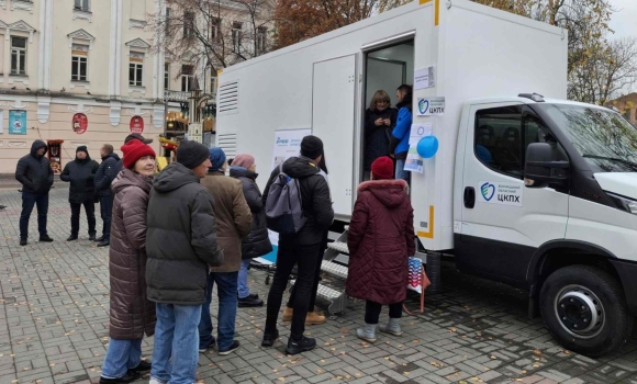 Безкоштовні тести на діабет та вакцинація вінничани долучилися до Всесвітнього дня діабету