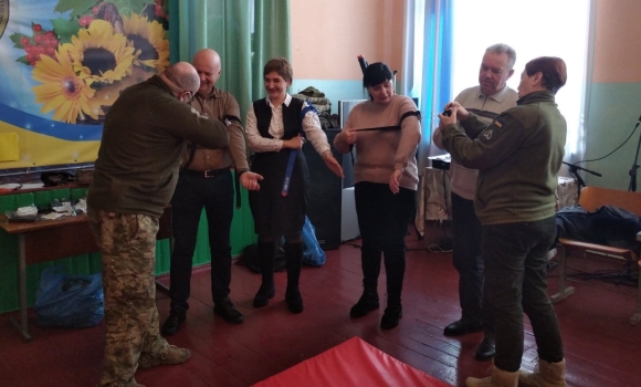 Бойові медики провели майстер-клас в ліцеї у Вороновицькій громаді