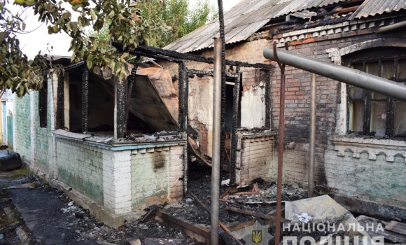 В Немирівському районі після конфлікту чоловік живцем спалив свого родича