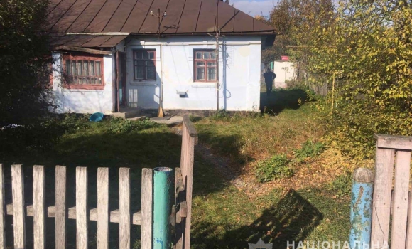 В Уладівці чоловіку розбили голову біля кафе - він помер у реанімації