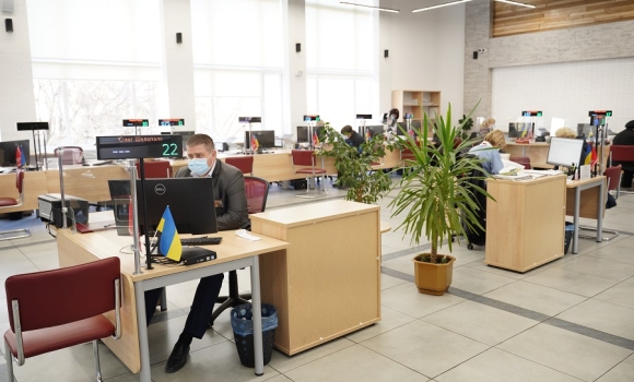 Цьогоріч у Вінниці майже втричі збільшилась кількість онлайн-звернень до прозорих офісів