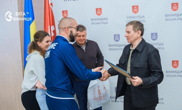 Десятеро вінничан на чемпіонаті світу серед ветеранів у міській раді привітали учасників Strong Spirit’s Games 2026