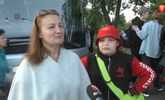 Діти вінницьких захисників відправились на відпочинок до міста-побратима Вінниці - Кельце