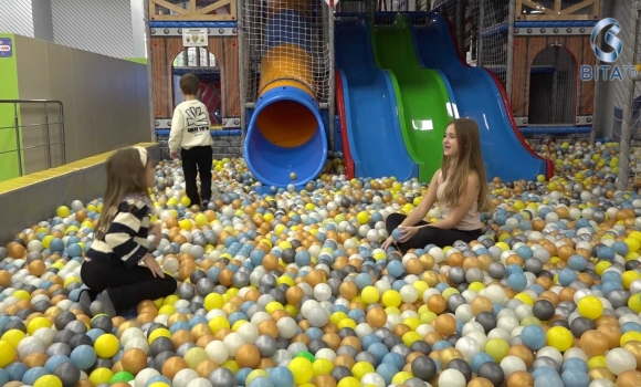 Діти мають право на щасливе дитинство у Вінниці організували безкоштовний відпочинок для малечі