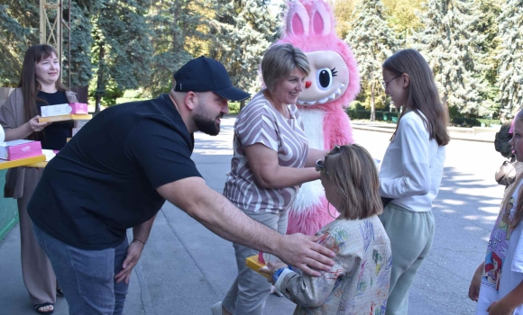 Для дітей із багатодітних родин у Вінниці організували інтерактивний захід до Дня знань