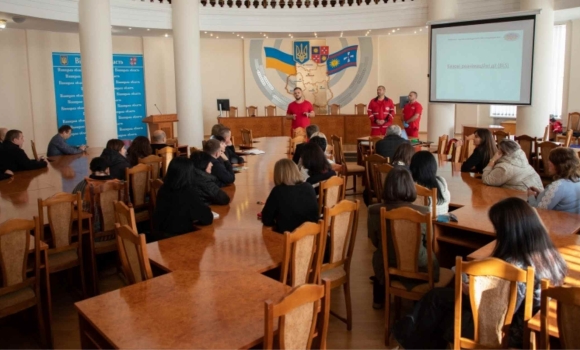 Для працівників Вінницької облради провели навчання з домедичної допомоги