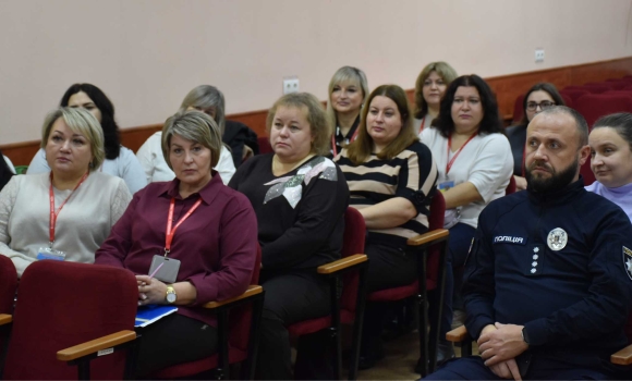Для соцпрацівників Вінниці провели тренінг про роботу поліції з дотримання прав людини Для соцпрацівників Вінниці провели тренінг про роботу поліції з дотримання прав людини