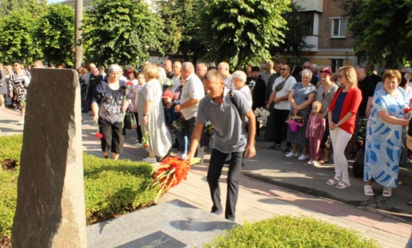 До Дня міста у Козятині відкрили оновлену «Алею Героїв»