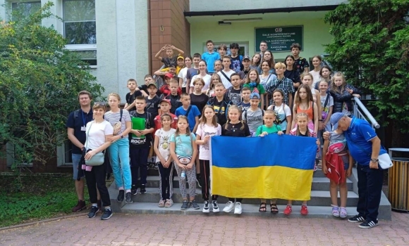 До Лодзинського воєводства на відпочинок поїхали 50 діток з Вінниччини 
