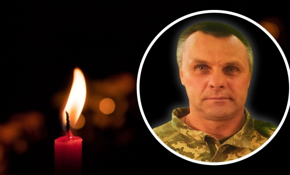 До останнього сподівалися на диво на Вінниччині прощаються з Героєм, якого вважали зниклим безвісти