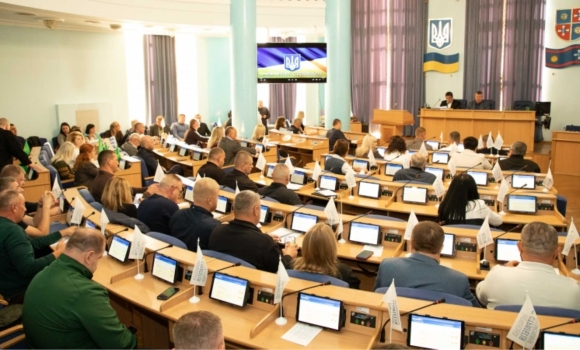 Допомога фронту, формування бюджету та захист червонокнижних рослин ключові рішення обласної ради