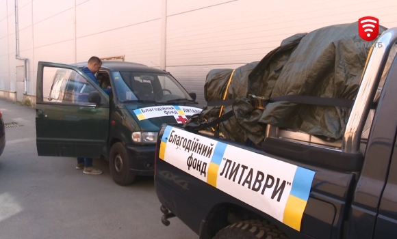 Два автомобілі з Іспанії допомагають нашим захисникам долати окупанта
