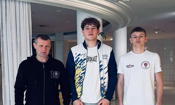 Два молодих боксери представлять Вінницю на чемпіонаті в Чорногорії