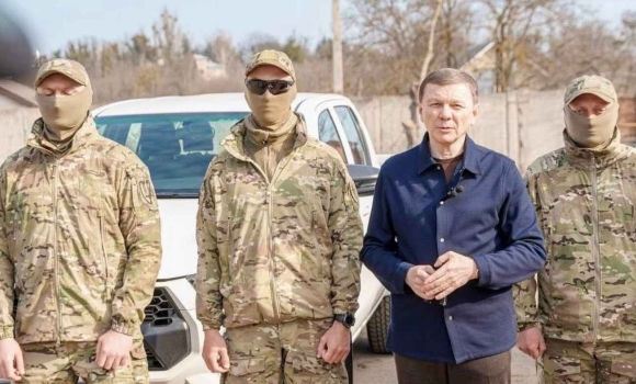 Два пікапи передали з Вінниці елітному підрозділу «Альфа»