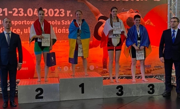 Дві вінничанки стали бронзовими призерками чемпіонату Європи з сумо