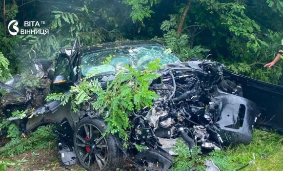 Двоє травмованих і один загиблий наслідки ДТП у Хмільницькому районі Двоє травмованих і один загиблий наслідки ДТП у Хмільницькому районі