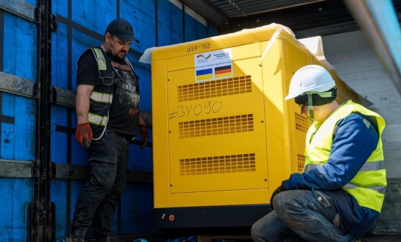 Енергетичний щит для лікарень та ЖКГ: як 32 німецькі генератори рятуватимуть Вінницю під час блекаутів