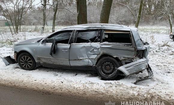 За добу в двох ДТП на Вінниччині постраждали троє людей