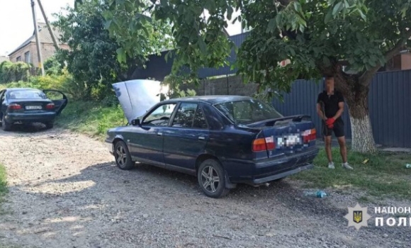 Гайсинські поліцейські затримали чоловіка, причетного до серії крадіжок та угонів