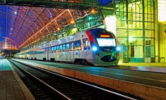 Графік поїздів “Інтерсіті+” оновили на вінницькому маршруті